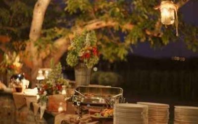 Location de mobilier événementiel : la solution pratique pour organiser vos réceptions